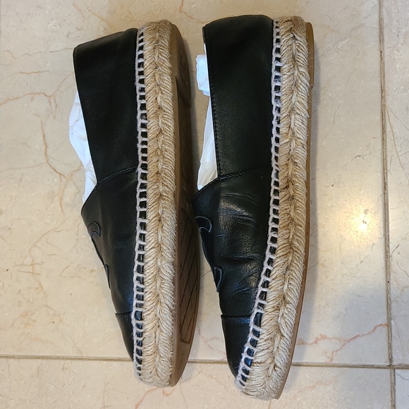 CHANEL Black Lambskin Leather CC Logo Espadrilles [size 38] - Picture 6 of 10